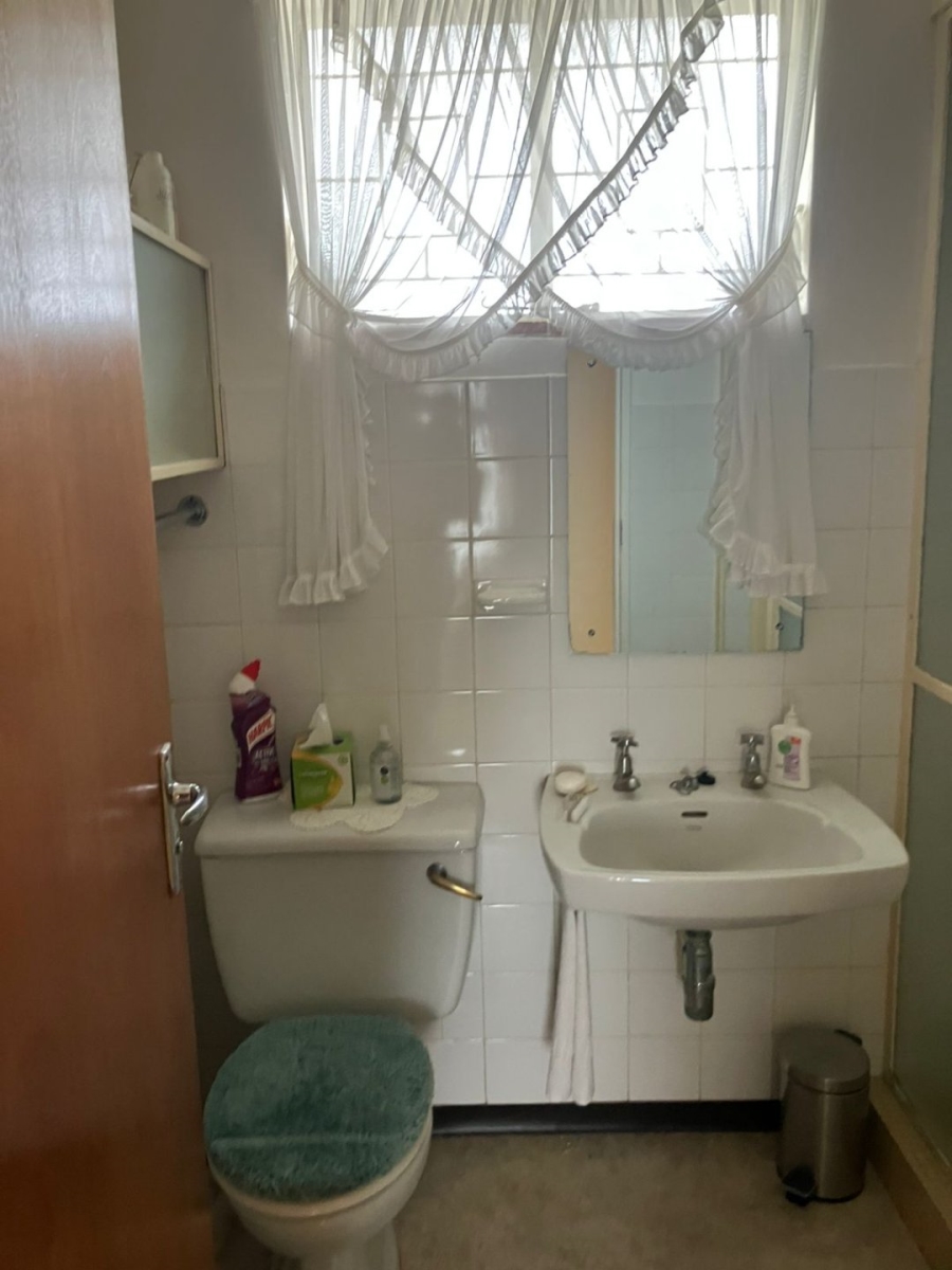 4 Bedroom Property for Sale in Kabega Park Eastern Cape